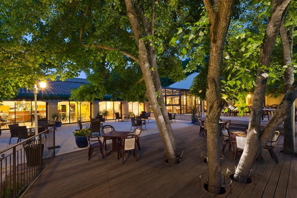 Club Vacances Bleues Domaine De Chateau Laval Greoux-les-Bains Exterior photo