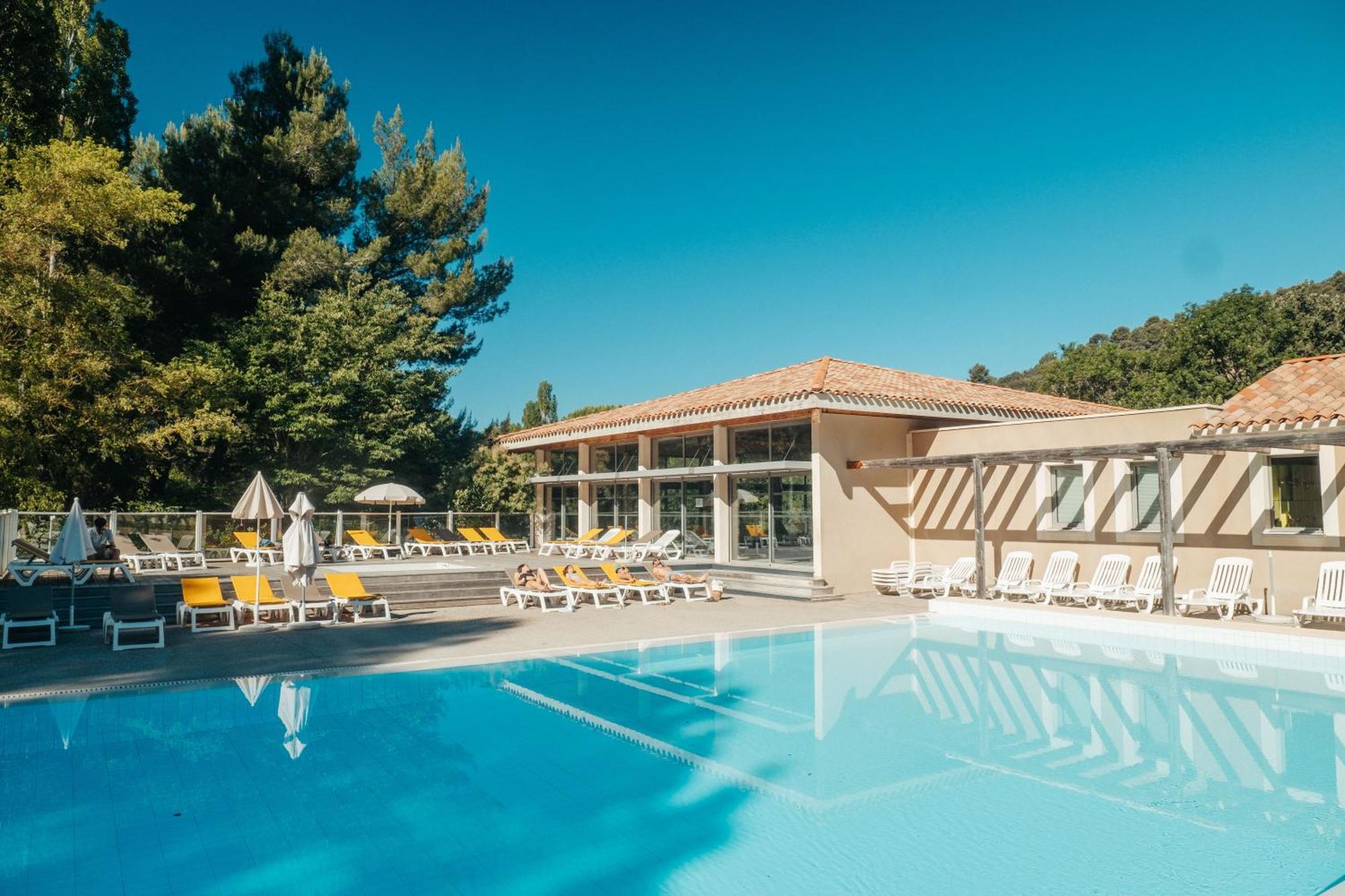 Club Vacances Bleues Domaine De Chateau Laval Greoux-les-Bains Exterior photo